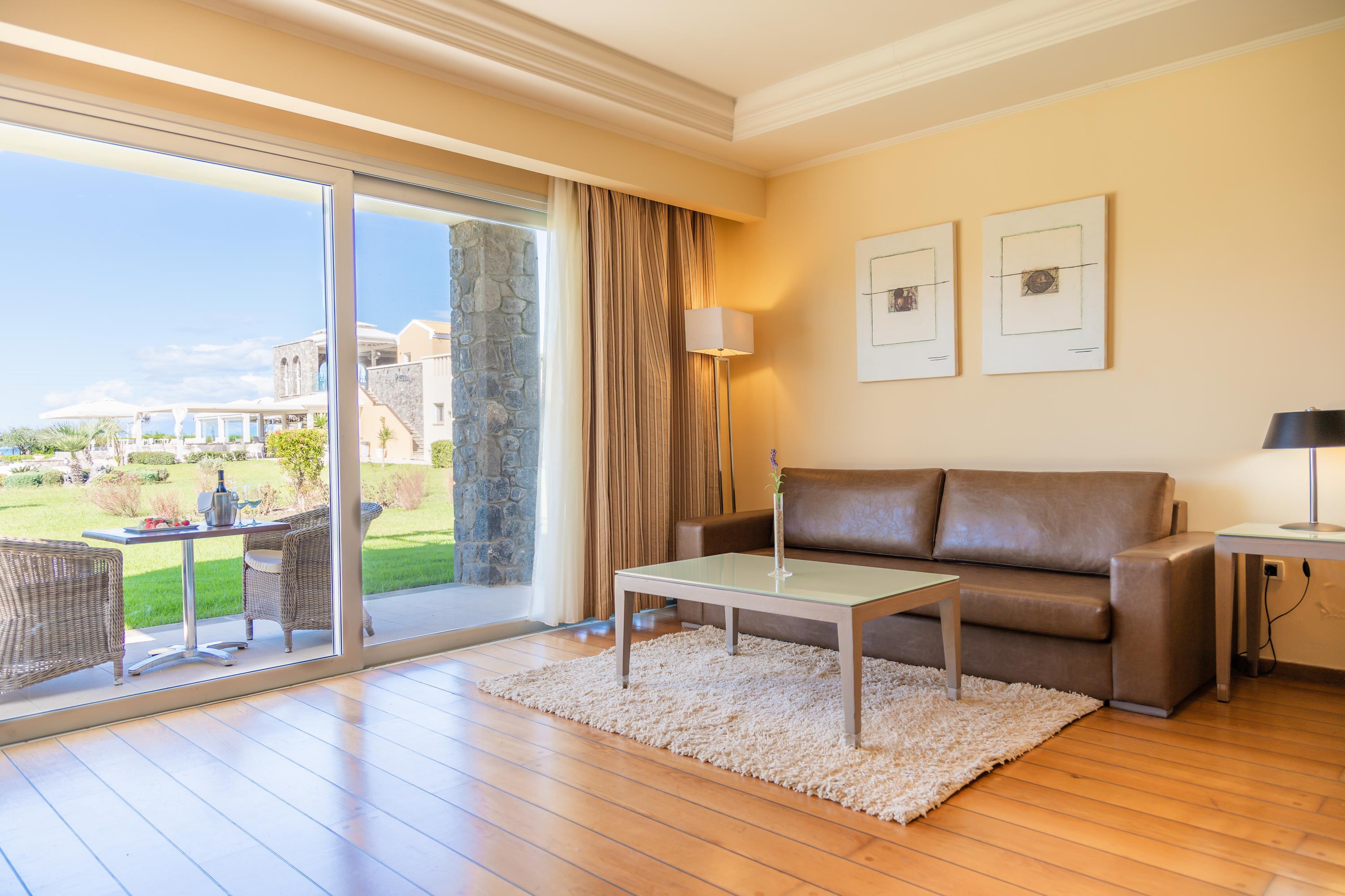 Restia Suites Exclusive Resort (Adults Only) أخارافي المظهر الخارجي الصورة